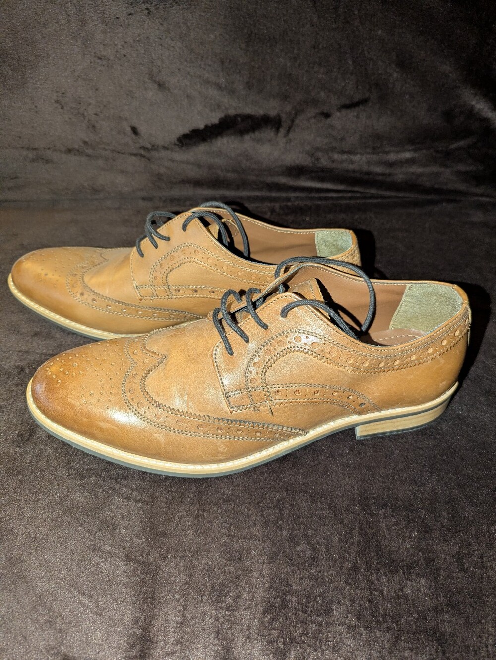 Tan Leather Wingtip Derby Shoes with Brogue Detailing